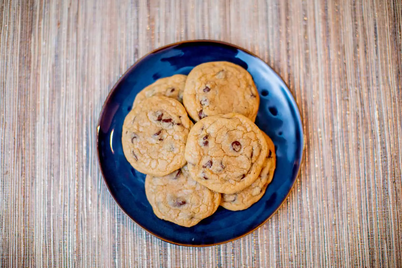 A plate of chewy chocolate cookies