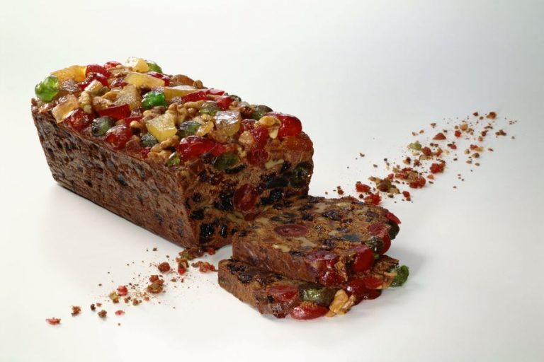 super-moist-fruit-cake-recipe-merryboosters