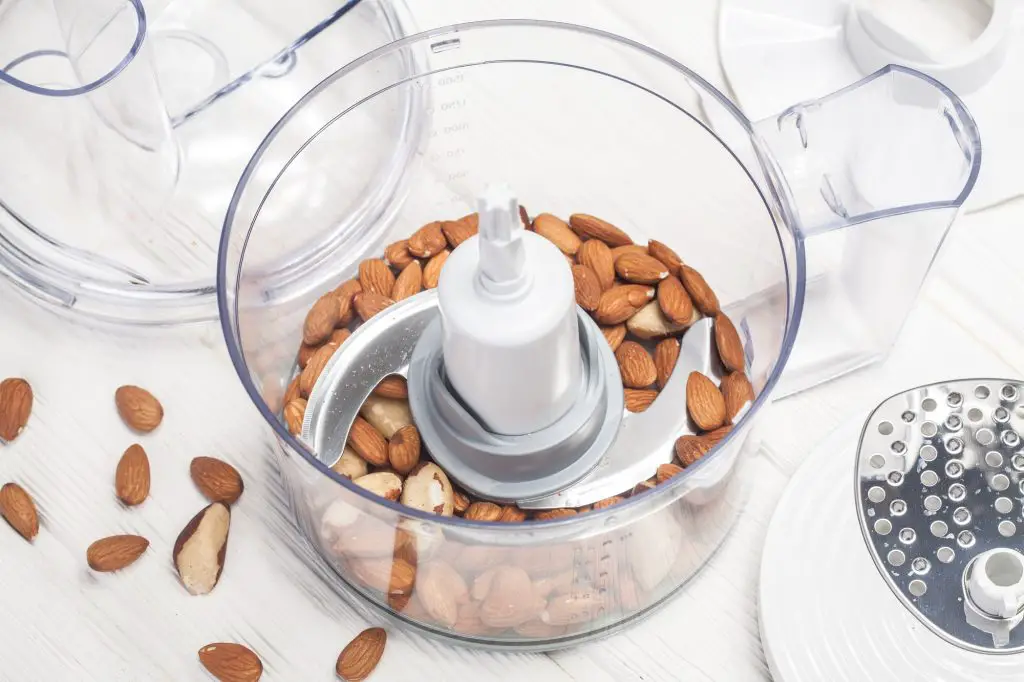 Almonds in a food processor to chop