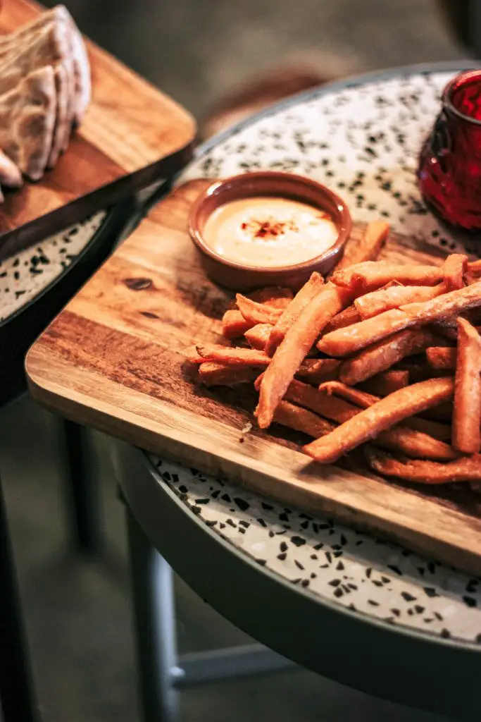 Sweet potato fries with dipping sauce