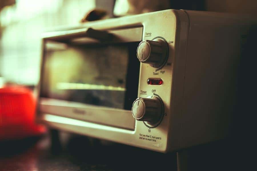 An image of oven toaster